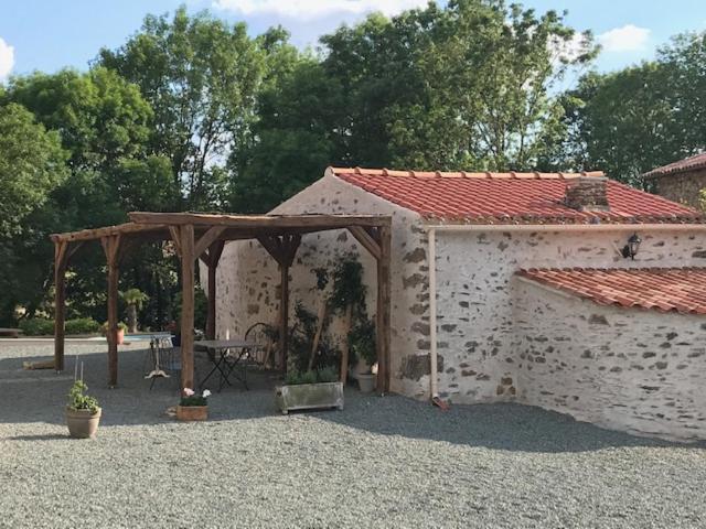 Hotel Le Nichoir à Les Essarts  Extérieur photo